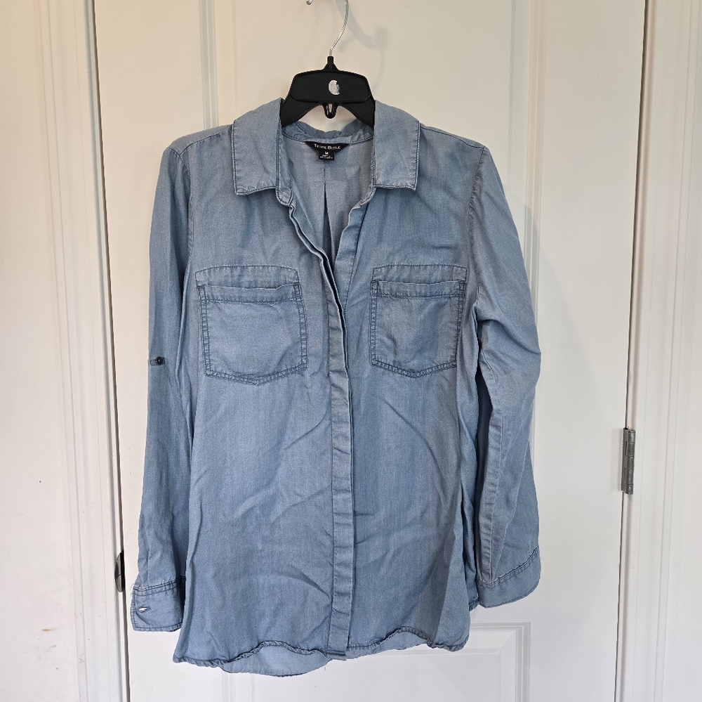 Terre Bleue Light Blue Denim Button Down Shirt Size Medium